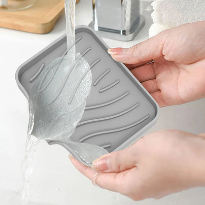 Self Draining Soap Bar Holder Silicone Kitchen Sink Soap Dish Sponge Tray Counter Caddy Organizer for Dish Soap Dispenser