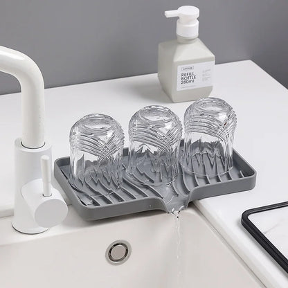 Self Draining Soap Bar Holder Silicone Kitchen Sink Soap Dish Sponge Tray Counter Caddy Organizer for Dish Soap Dispenser